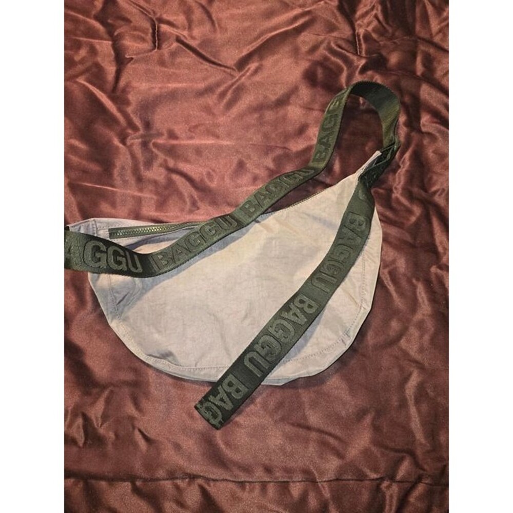 Baggu Dusty Violet Medium Crescent Crossbody Bag